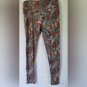 LulaRoe Tall and Curvy Patterned Leggings